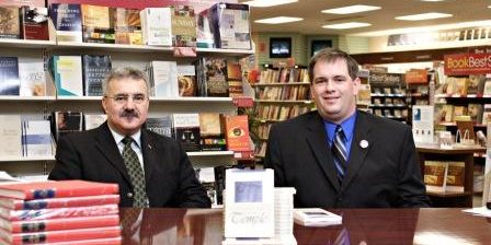 book-signing-08-28_007-compressed