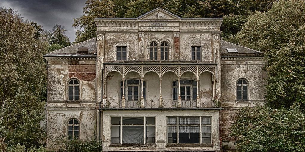 lost-places-gcd62bc29d_1920