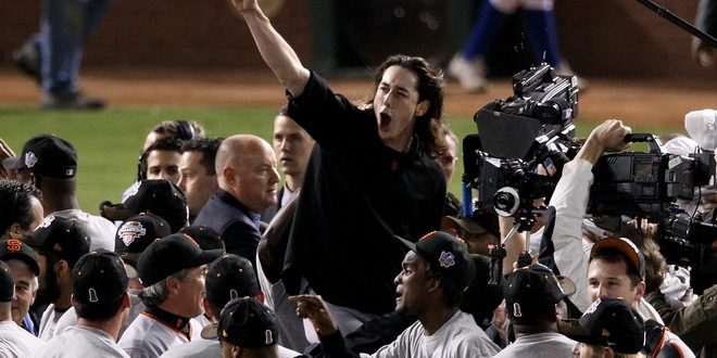 ARLINGTON, TX - NOVEMBER 01:  Pitcher Tim Lincecum #55 of the San Francisco Giants and teammates celebrate defeating the Texas Rangers 3-1 to win the 2010 MLB World Series at Rangers Ballpark in Arlington on November 1, 2010 in Arlington, Texas.  (Photo by Christian Petersen/Getty Images)